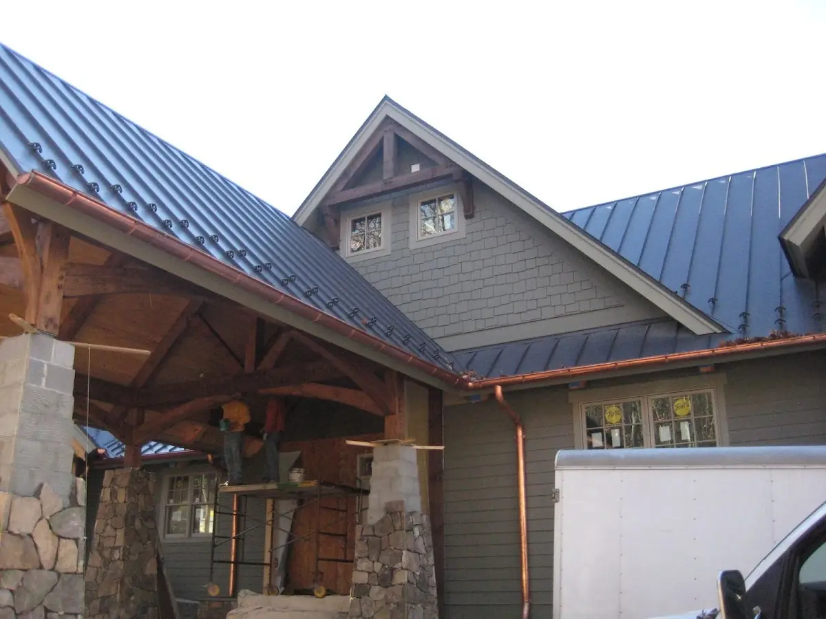 Craftsman Roofing team delivering quality roofing work in Snug Harbor